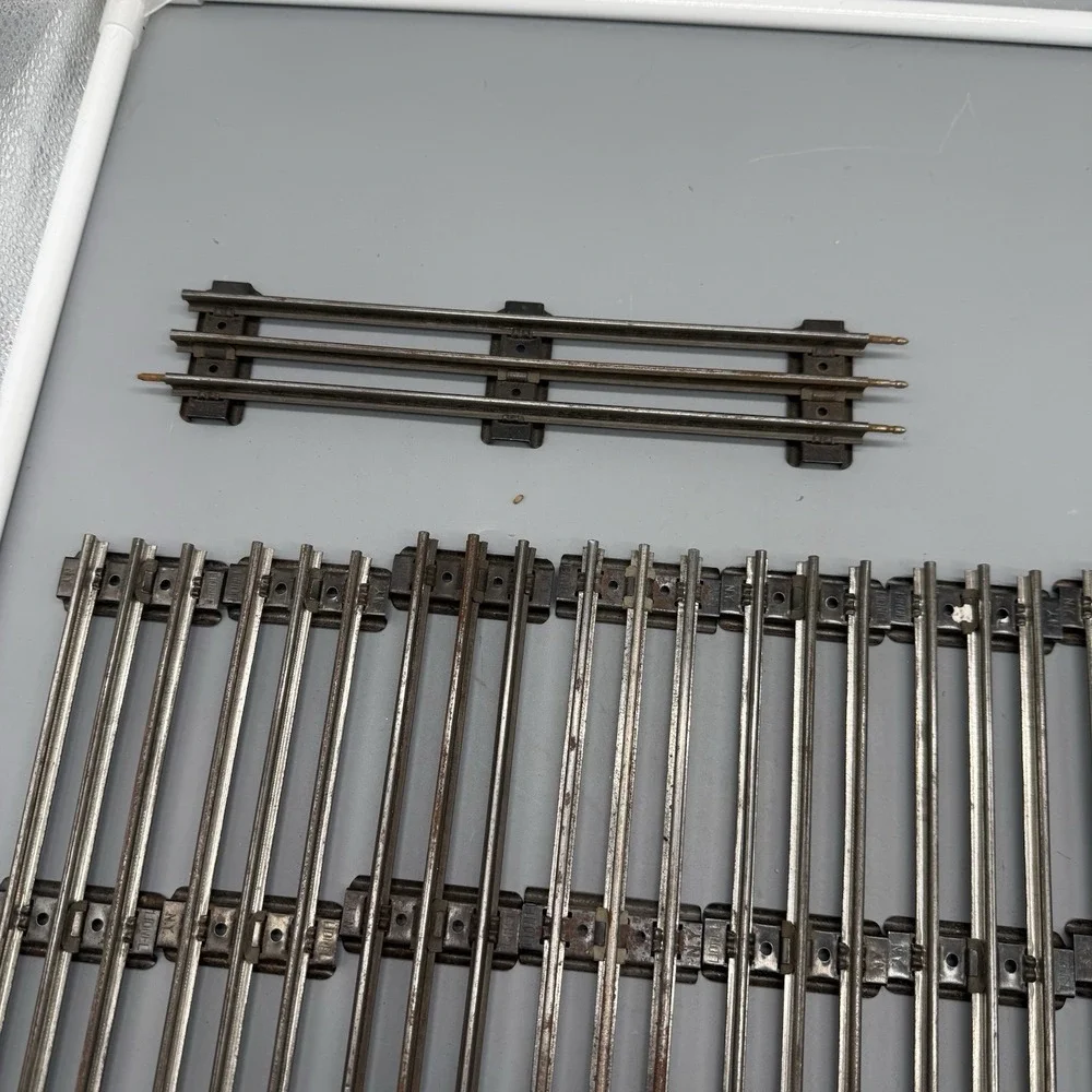 Lionel O Gauge Track Lot 10 Straight Track Sections Needs TLC Vintage